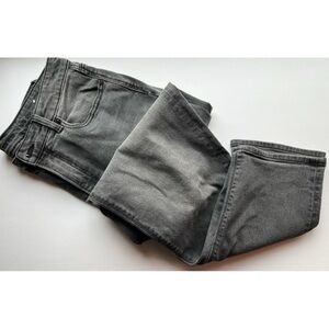 American Eagle Outfitters • Washed Black Mom Jeans